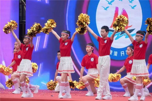 綠翠春晚 技術(shù)、藝術(shù)與美術(shù)的盛宴，溢彩青春綻放夢(mèng)想